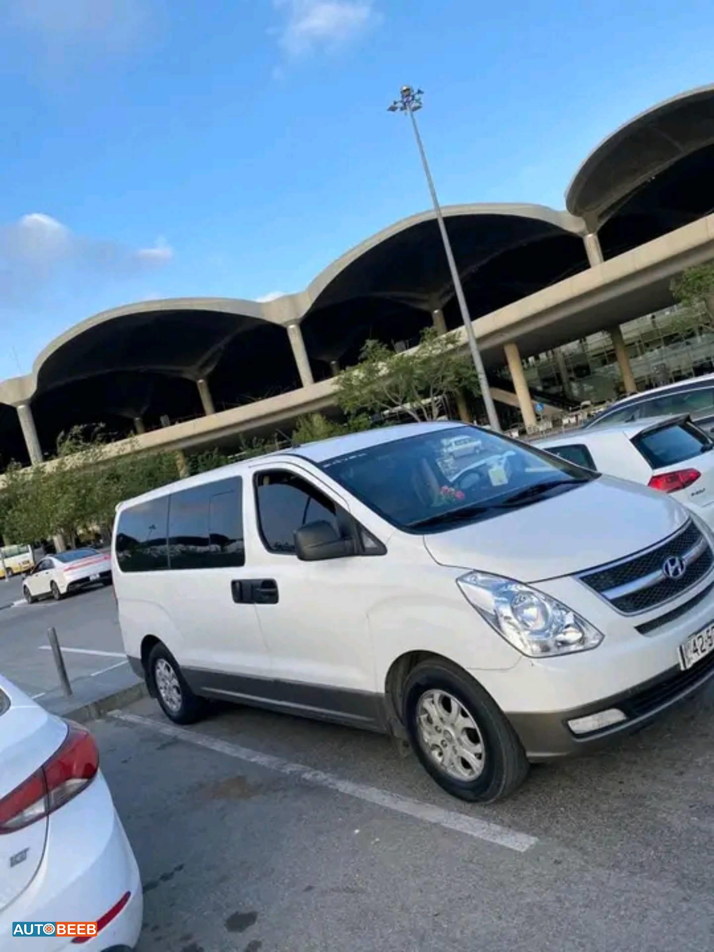 ميني باص هيونداي 2014