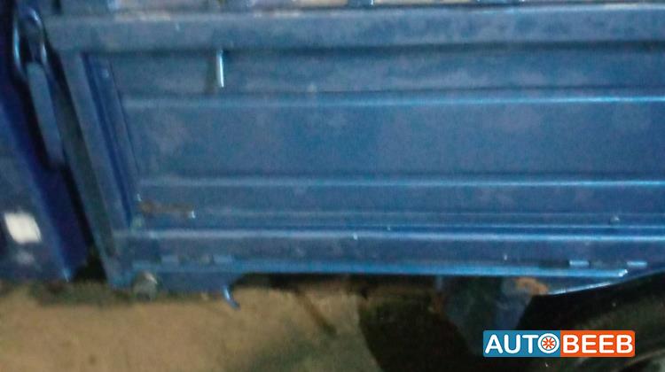 ميتسوبيشي كانتر 1990