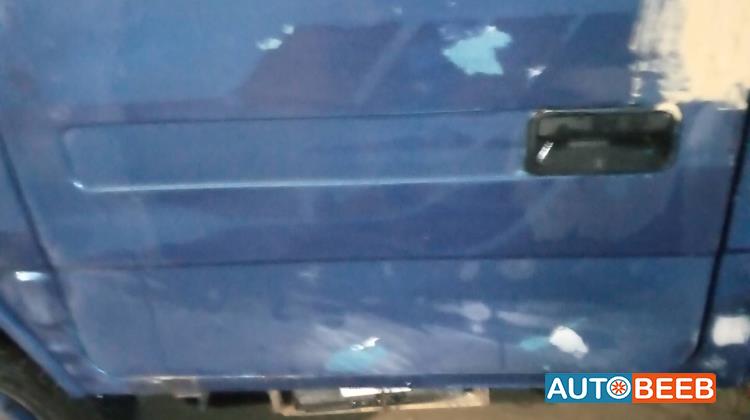 ميتسوبيشي كانتر 1990