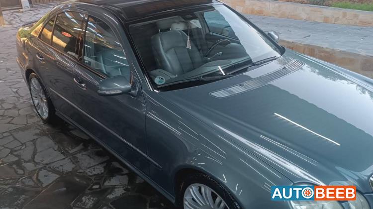 مرسيدس بنز E200 2005