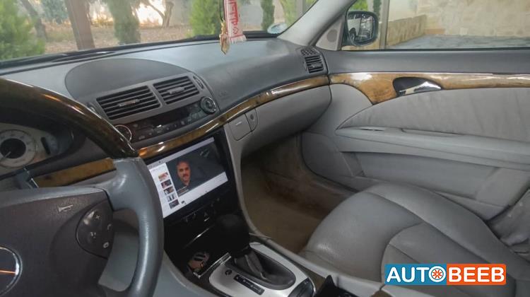 مرسيدس بنز E200 2005