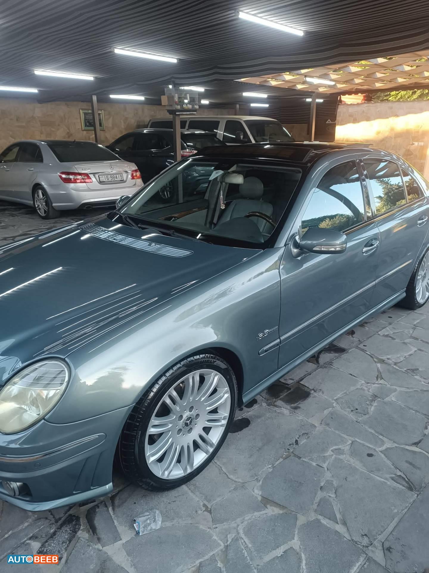 مرسيدس بنز E200 2005