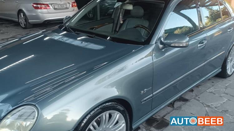 مرسيدس بنز E200 2005