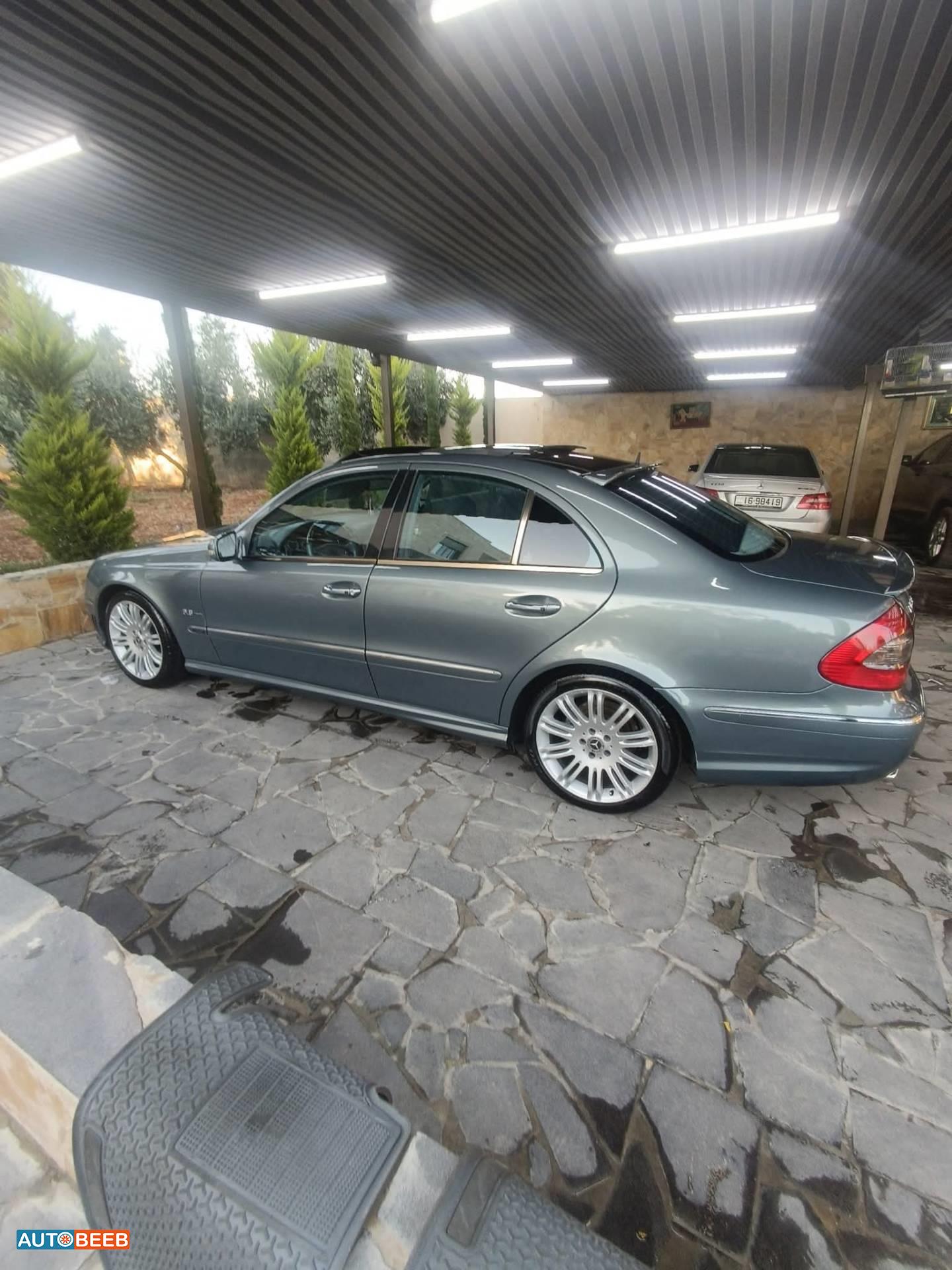 مرسيدس بنز E200 2005