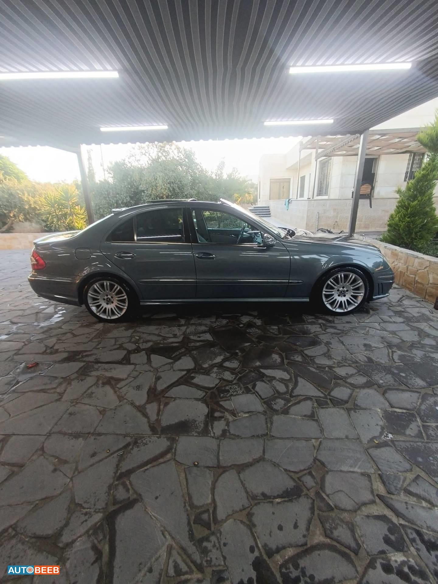 مرسيدس بنز E200 2005