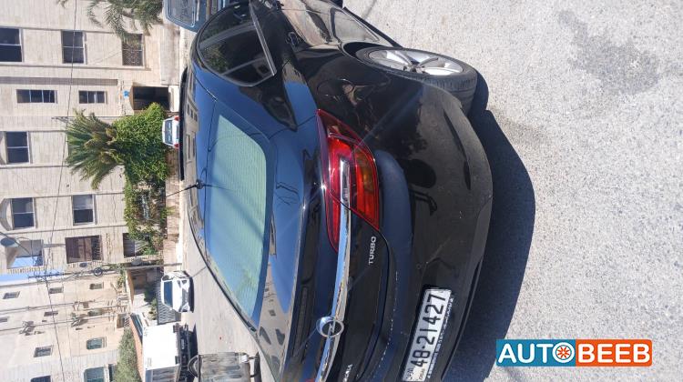 اوبل انسيغنيا 2017