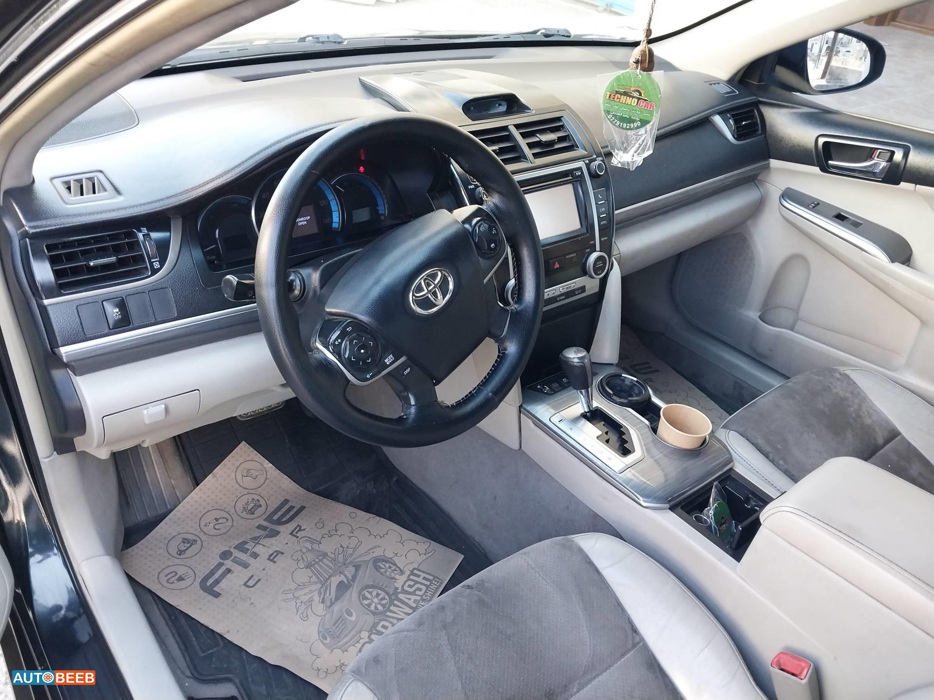 Toyota Camry 2012
