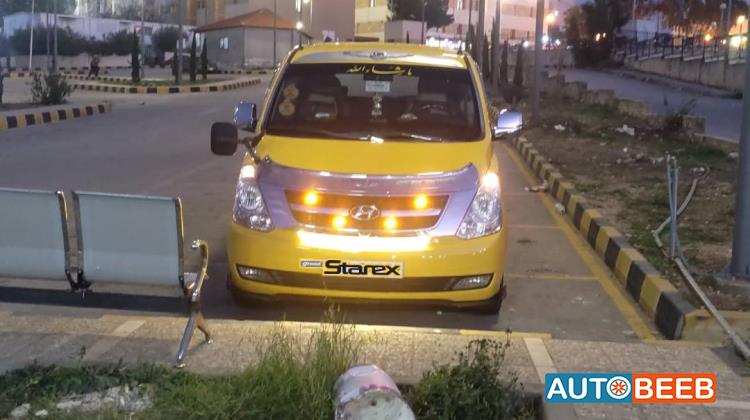 Minivan Hyundai 2012