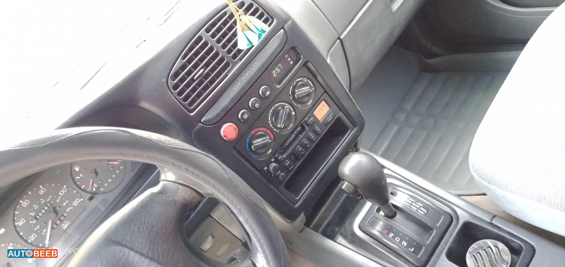 كيا سبورتاج 2000