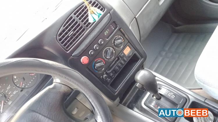 كيا سبورتاج 2000