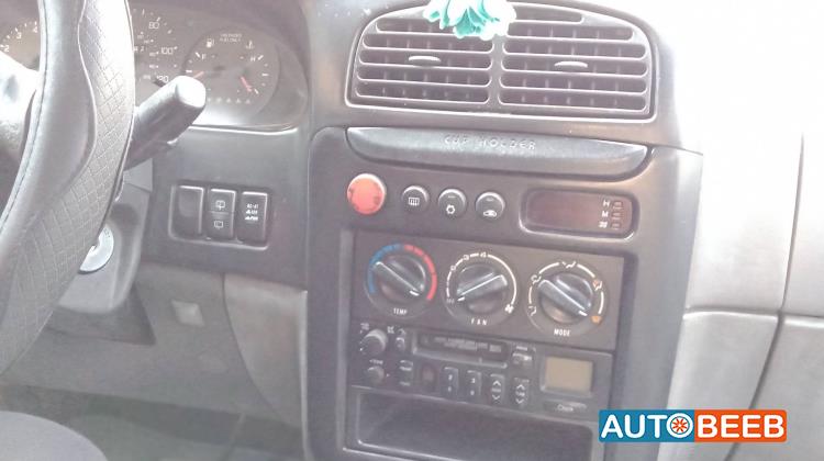 كيا سبورتاج 2000