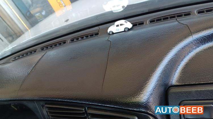 فولكس فاجن جولف MK 1994