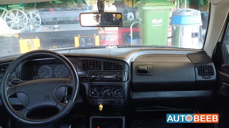 فولكس فاجن جولف MK 1994