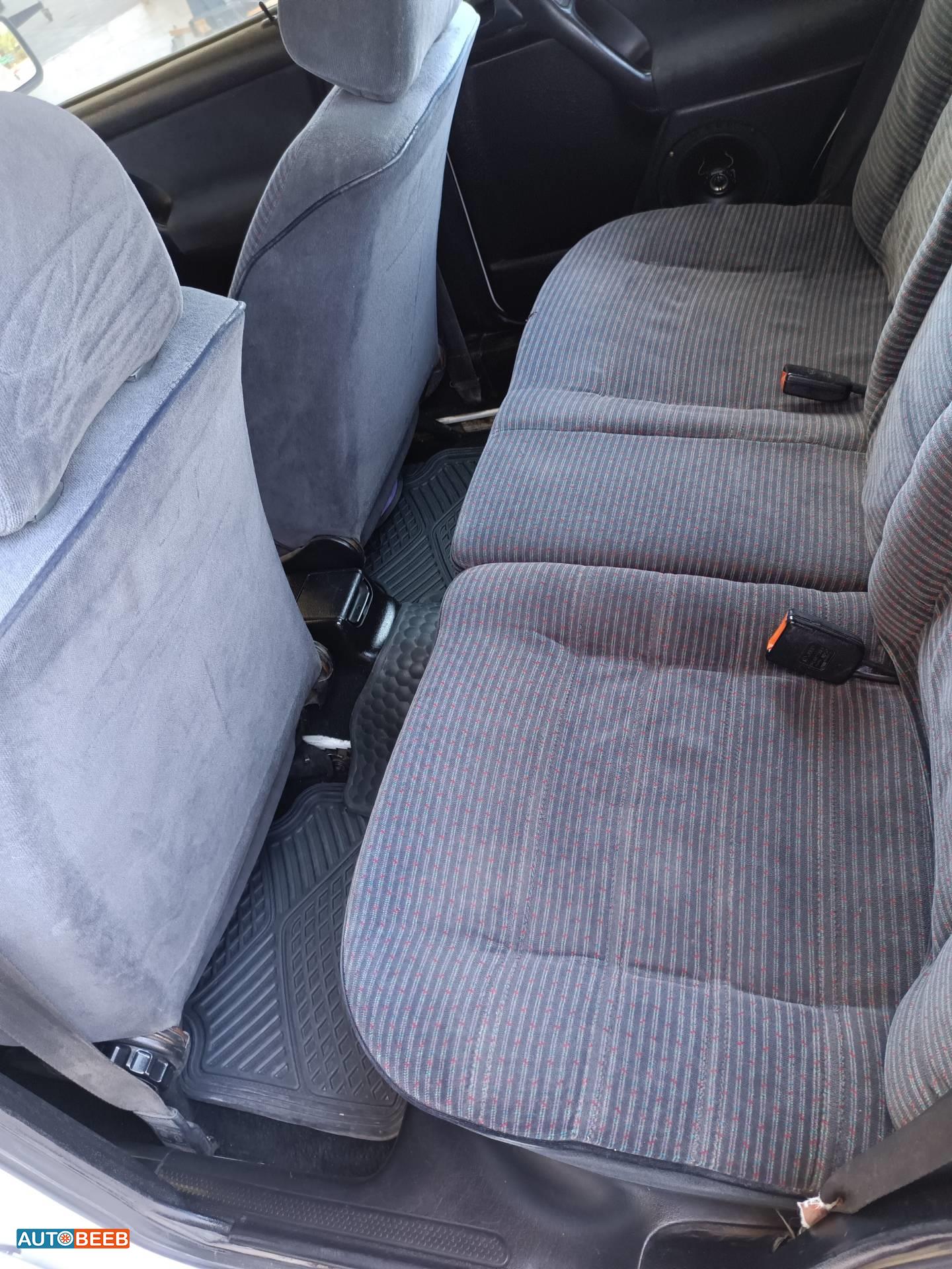 فولكس فاجن جولف MK 1994