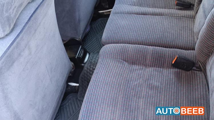 فولكس فاجن جولف MK 1994