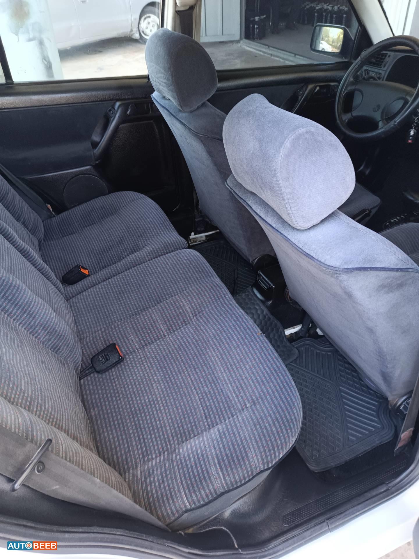 فولكس فاجن جولف MK 1994