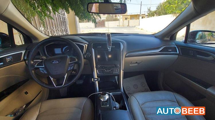 Ford Fusion 2017