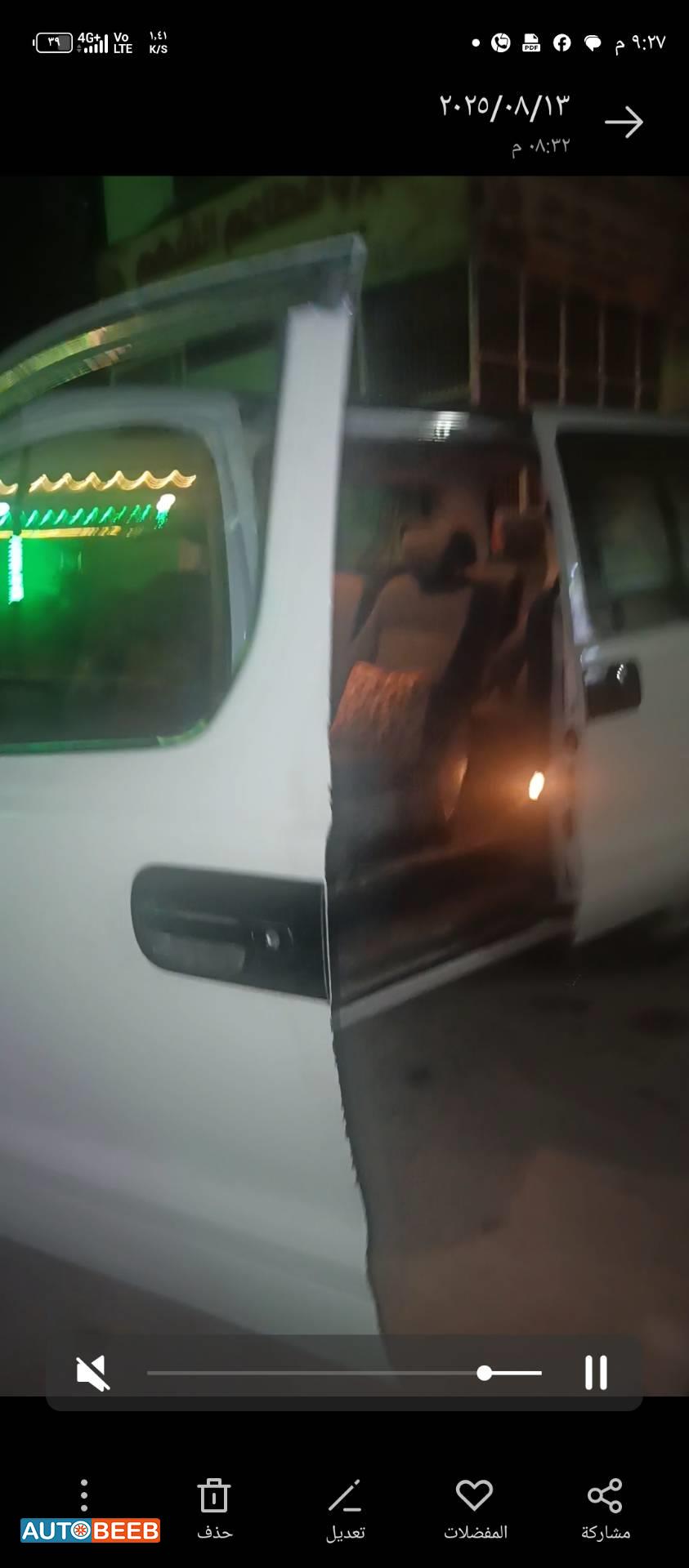 Minibus Hyundai 2015