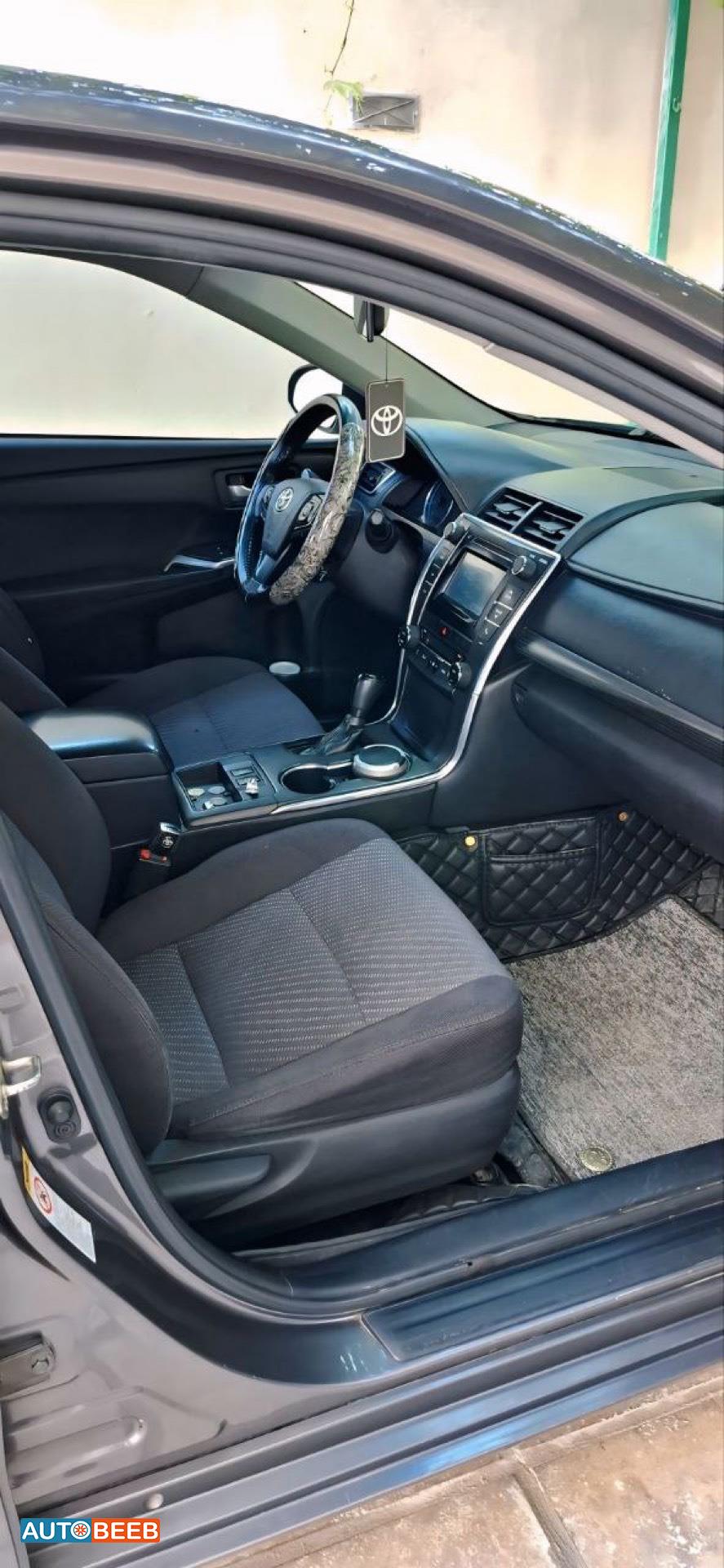 تويوتا كامري 2015