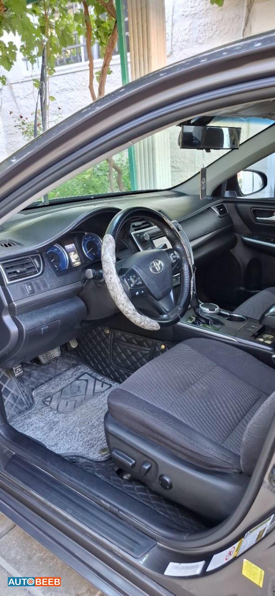 تويوتا كامري 2015