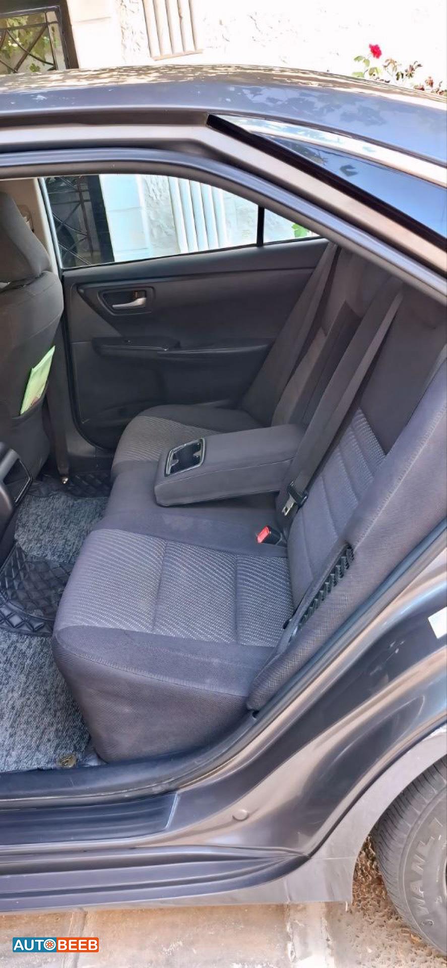 تويوتا كامري 2015