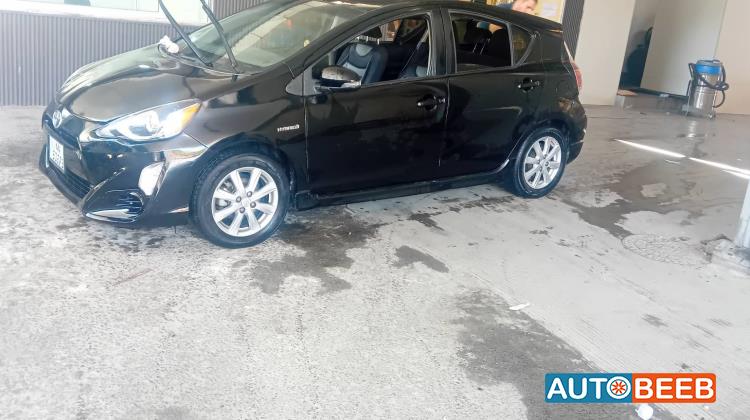 تويوتا بريوس 2017