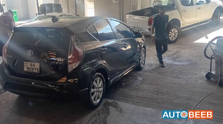 تويوتا بريوس 2017