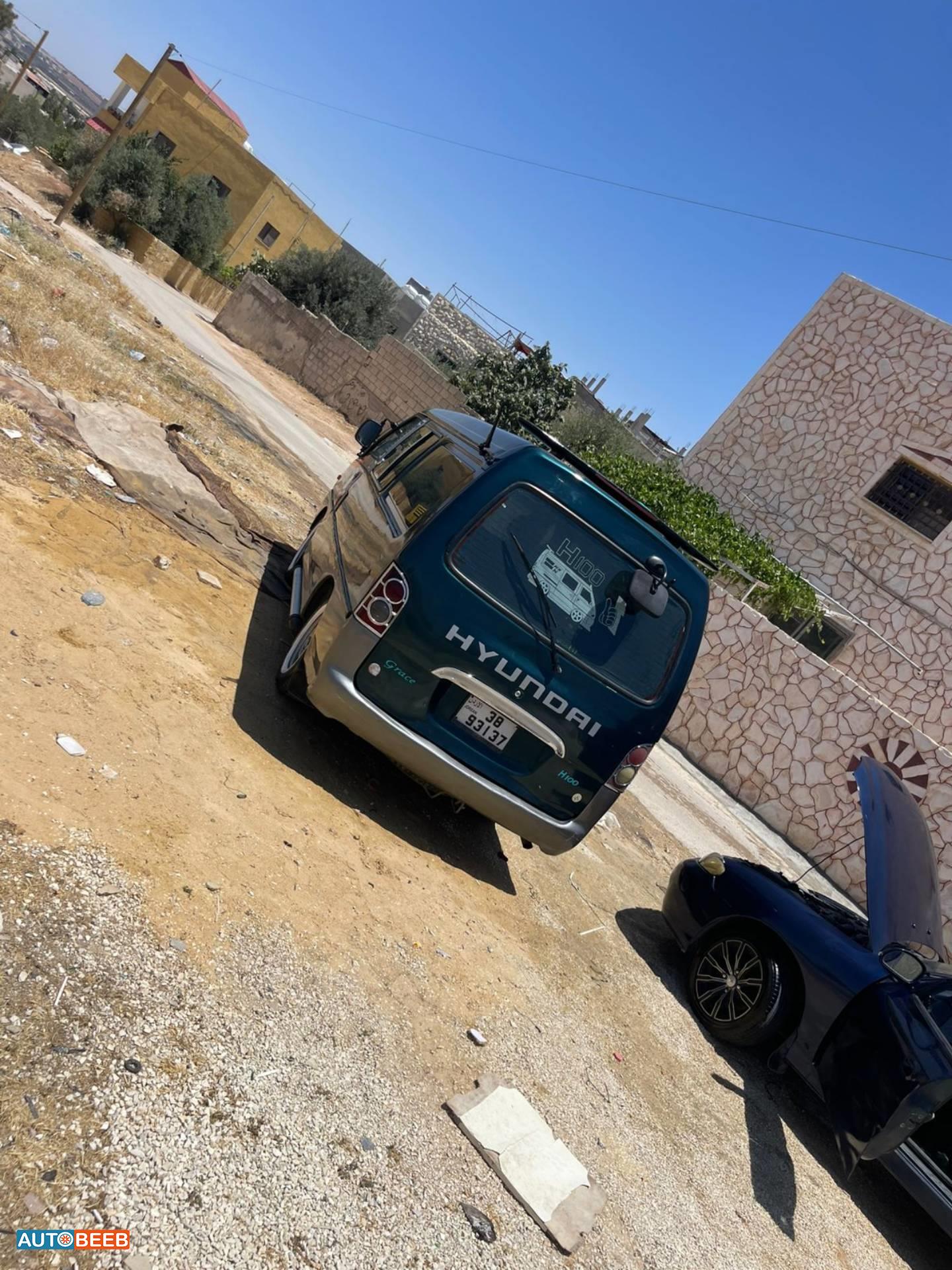 Minibus Hyundai 1996