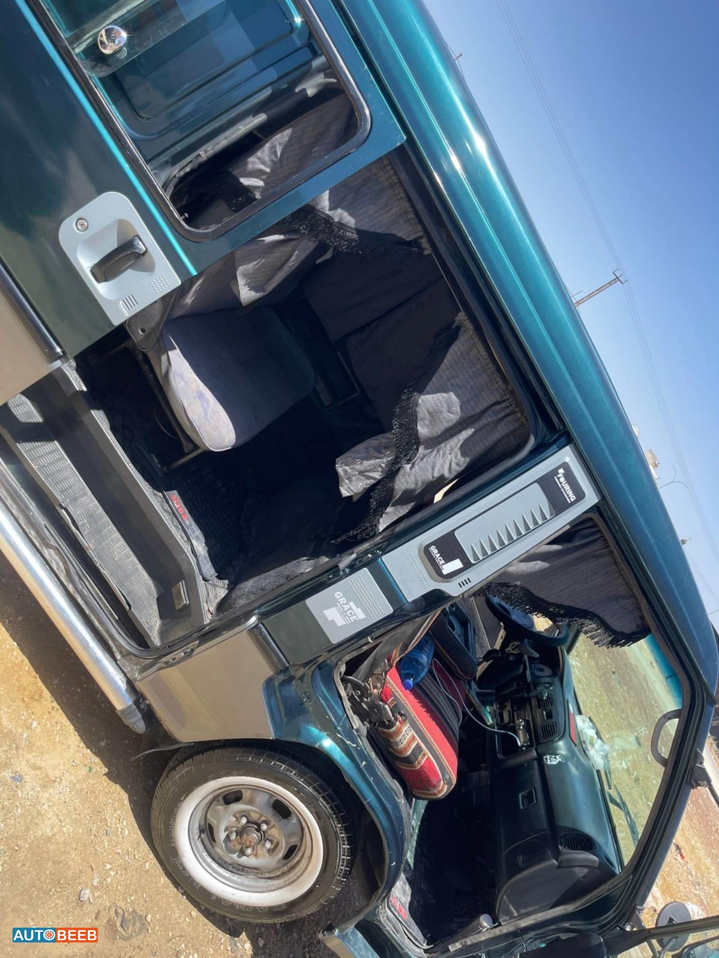 Minibus Hyundai 1996