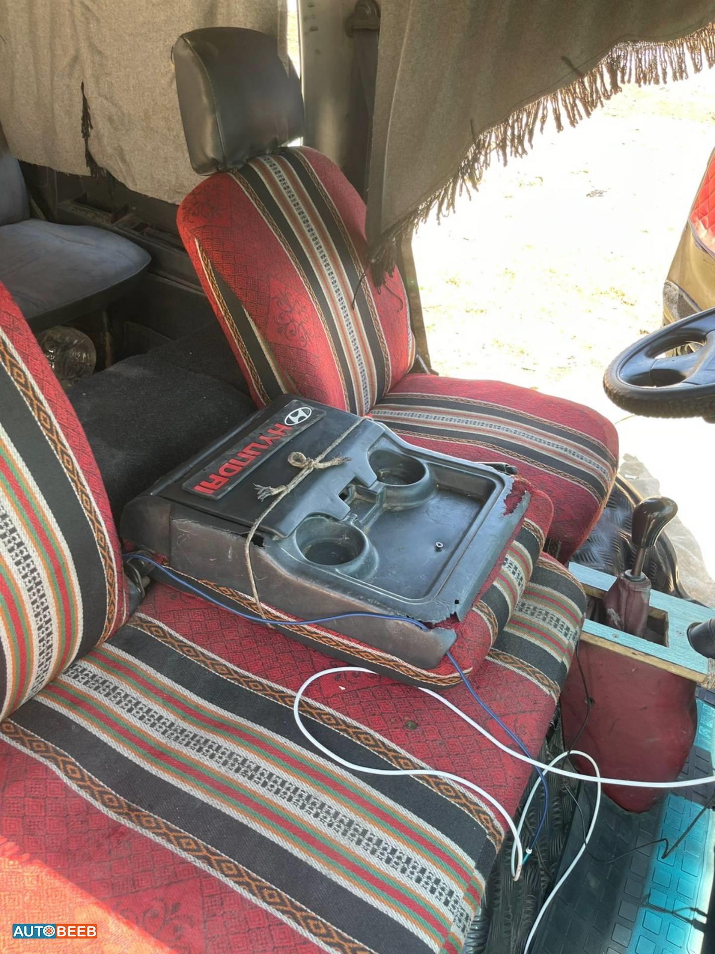 Minibus Hyundai 1996