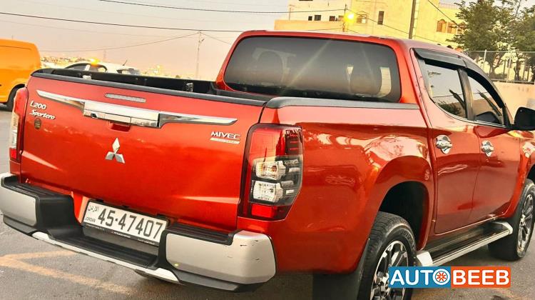 Mitsubishi L200 2022
