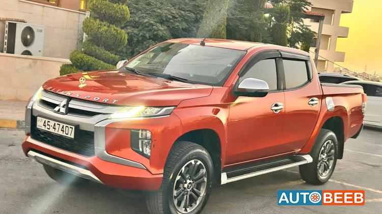 Mitsubishi L200 2022