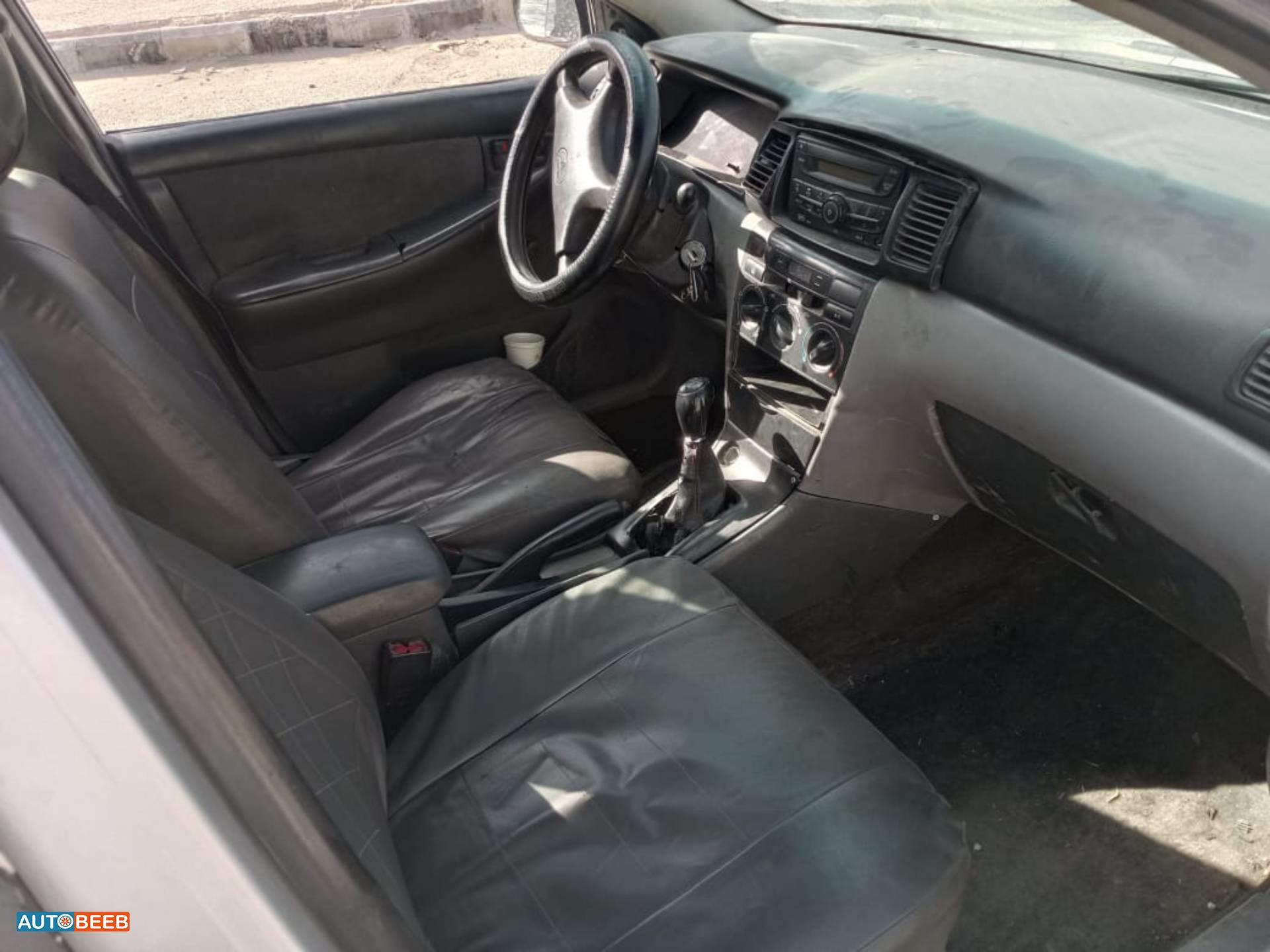 تويوتا كورولا 2001