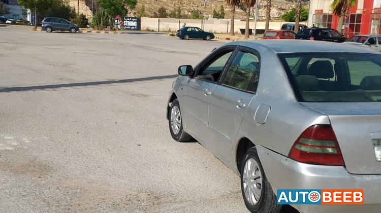 تويوتا كورولا 2001