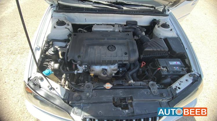 هيونداي افانتي 2004