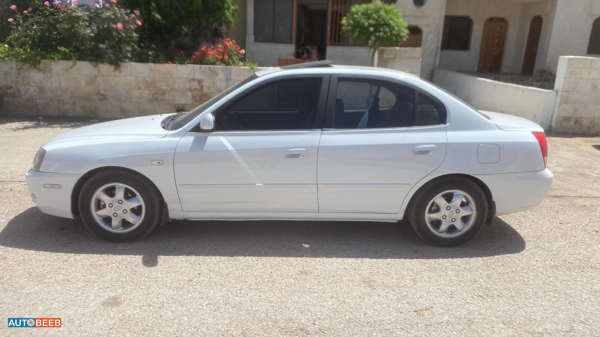 هيونداي افانتي 2004