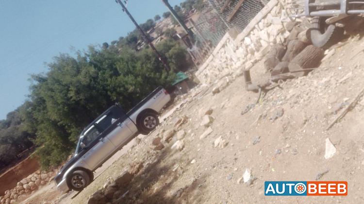 Mitsubishi L200 2001