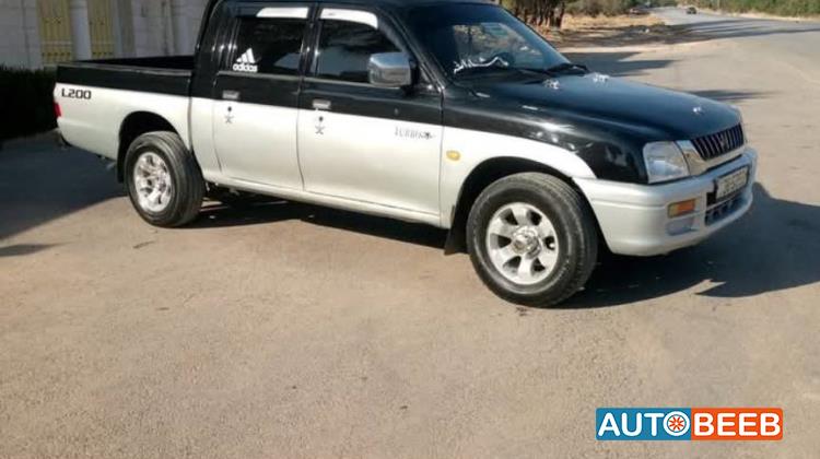Mitsubishi L200 2001