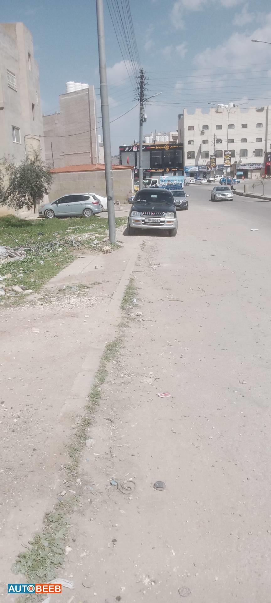 Mitsubishi L200 2001