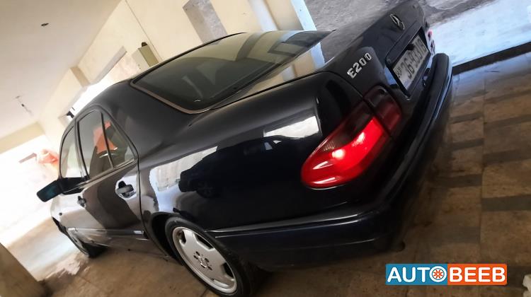 مرسيدس بنز E200 1999