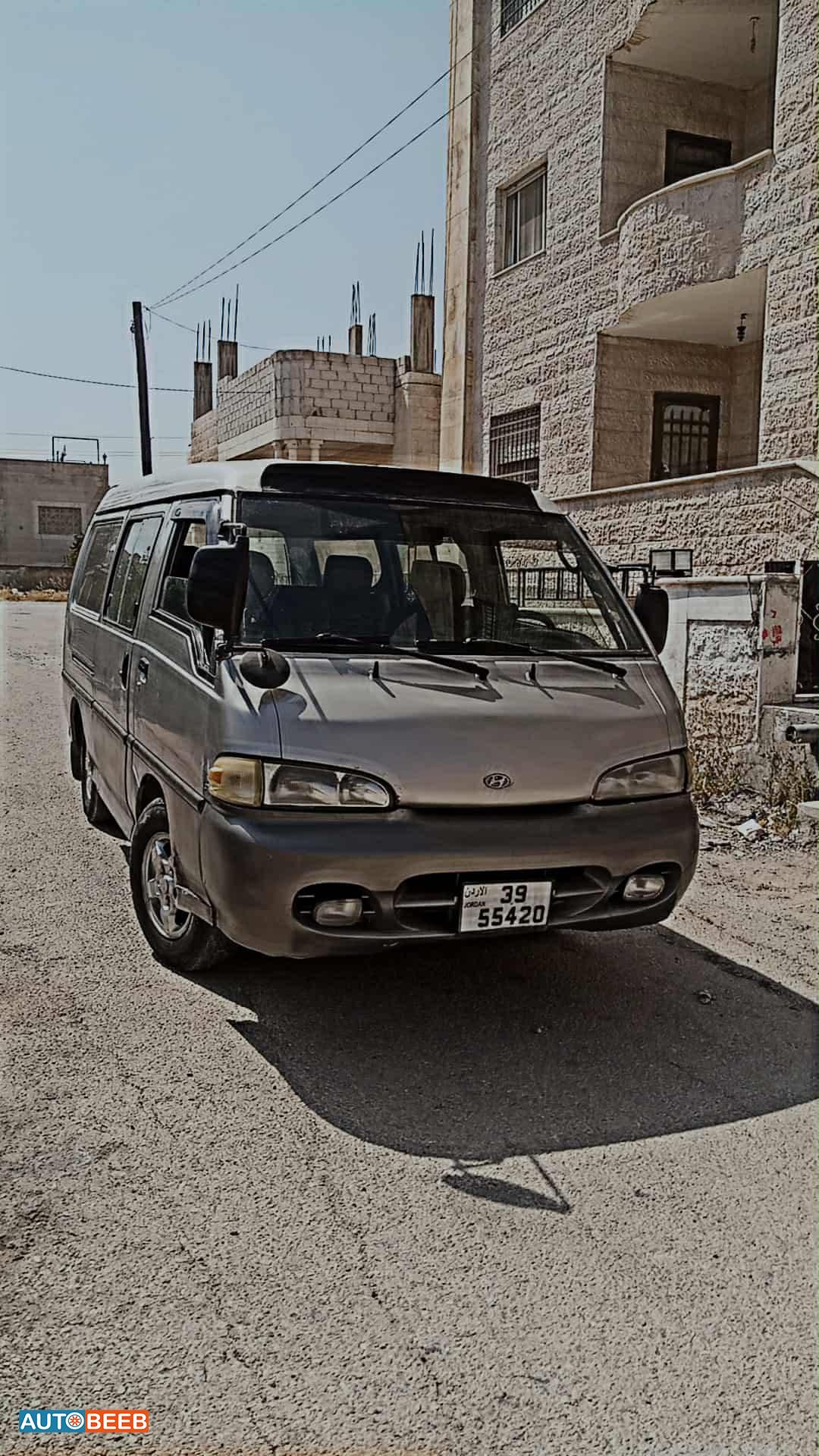 ميني باص هيونداي 2001