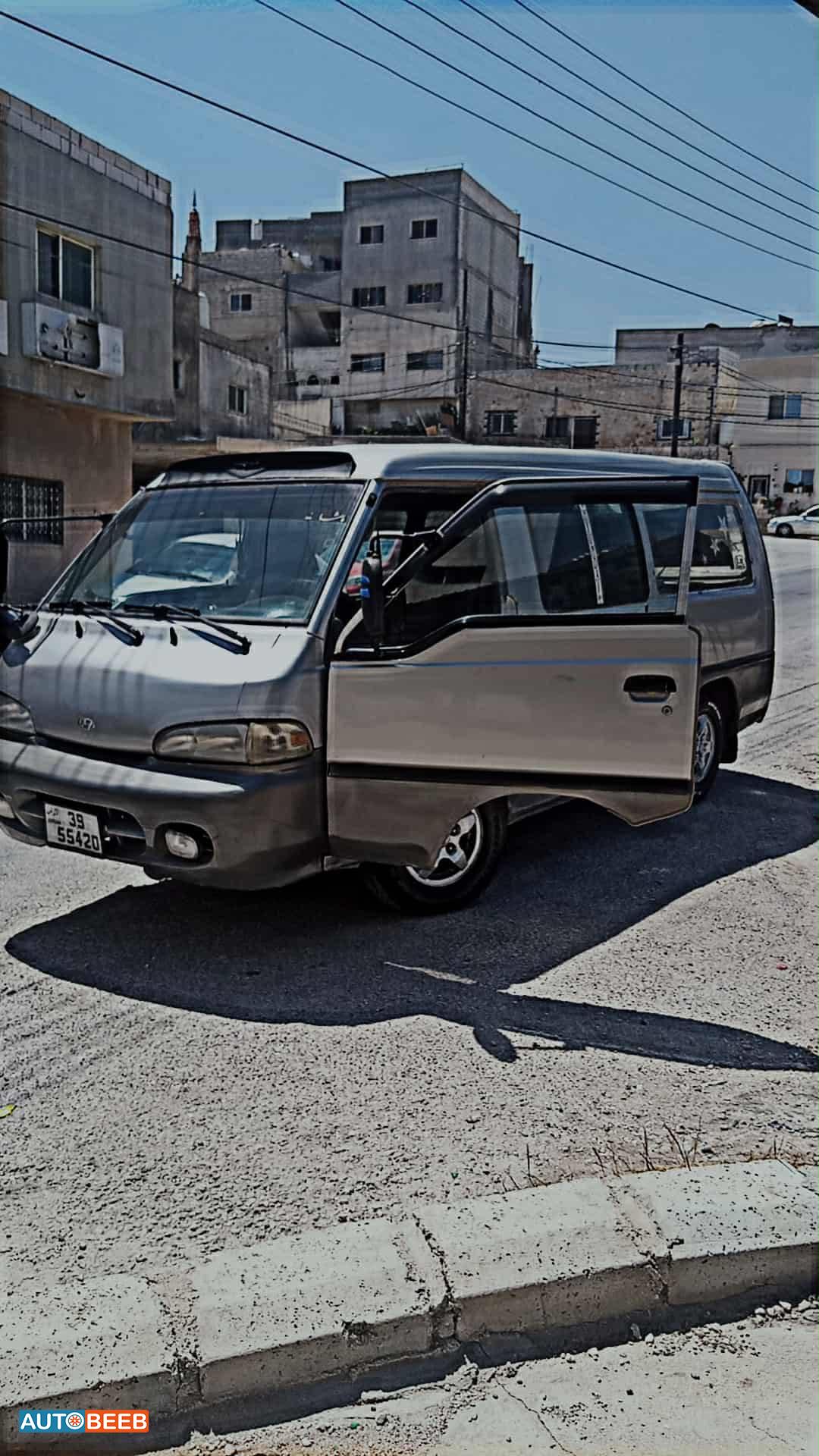 ميني باص هيونداي 2001