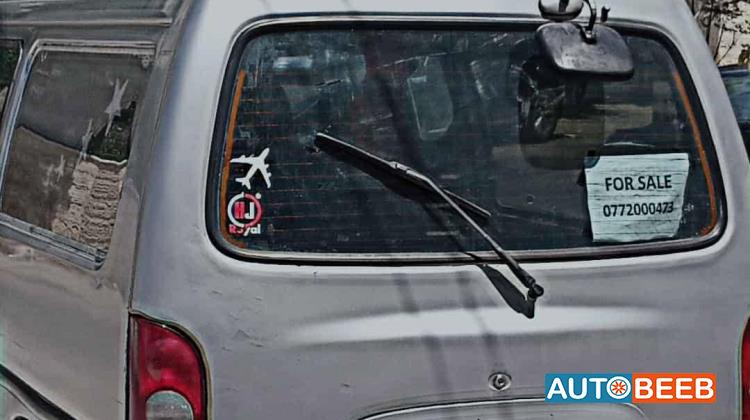 ميني باص هيونداي 2001