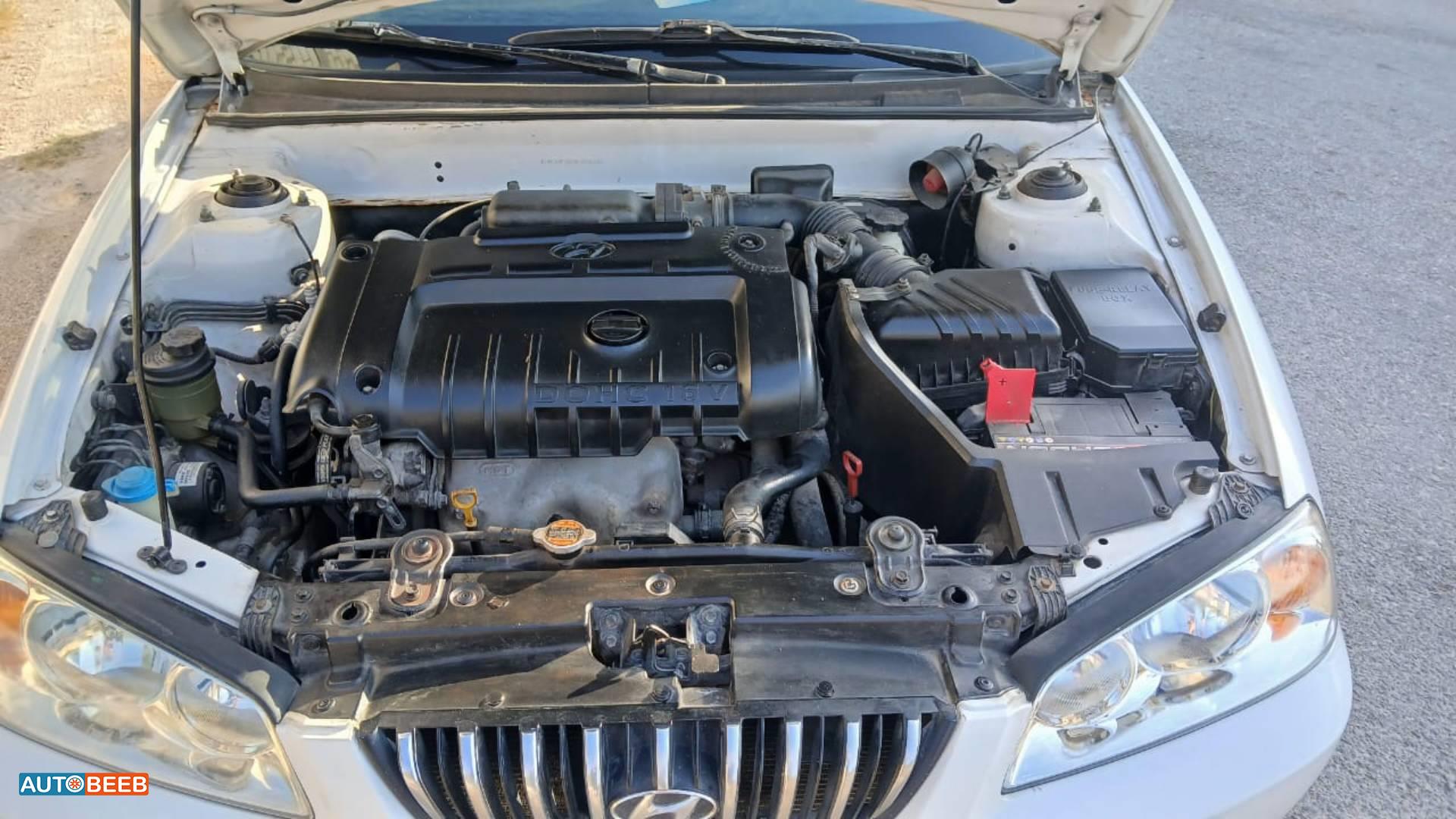 هيونداي افانتي 2004