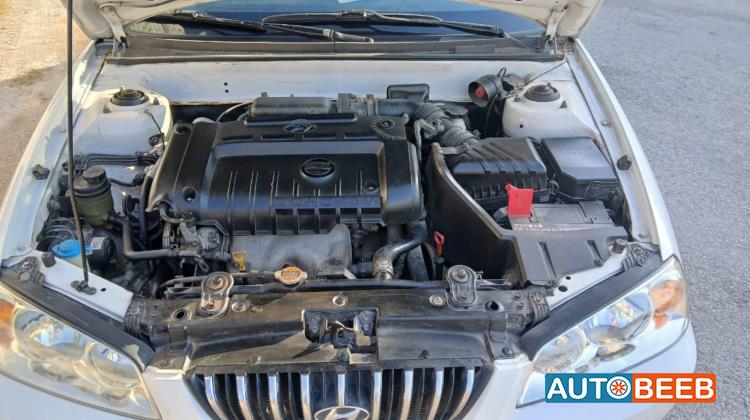 هيونداي افانتي 2004