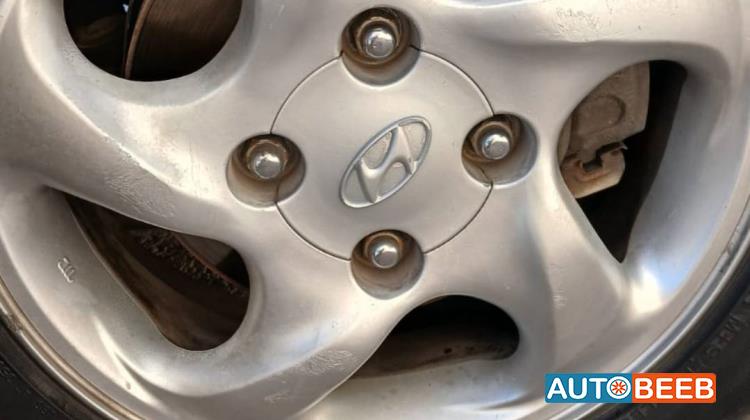 هيونداي افانتي 2004