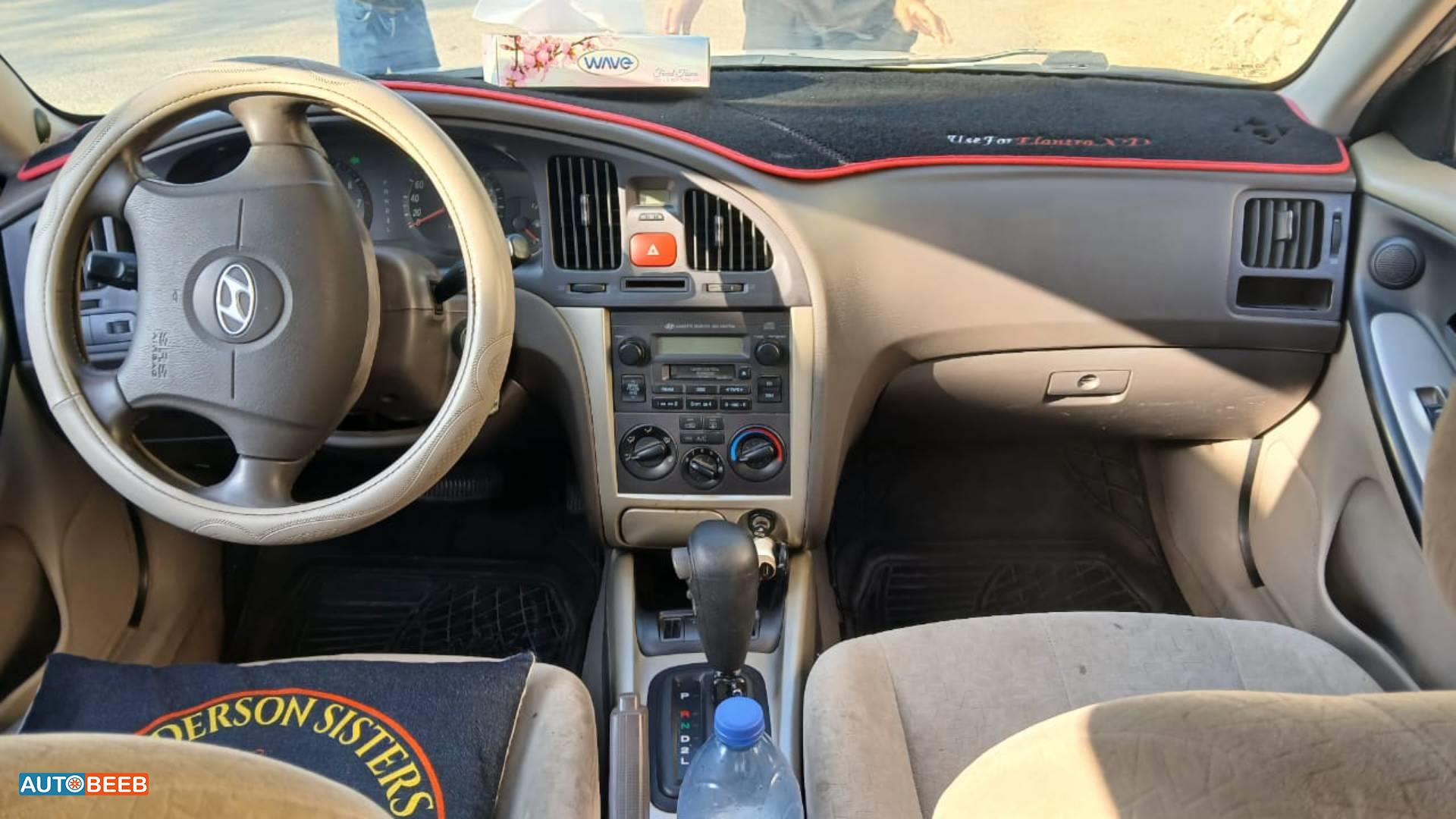 هيونداي افانتي 2004