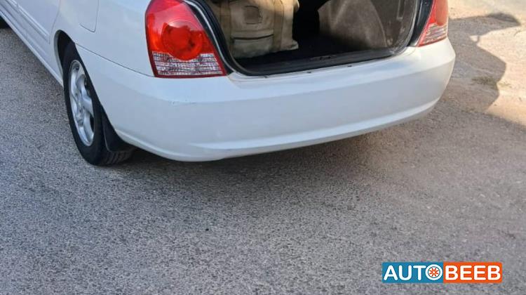 هيونداي افانتي 2004