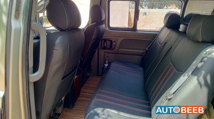 ميني باص هيونداي 2009