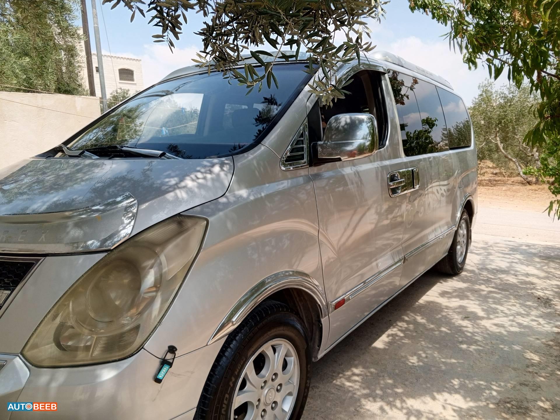 ميني باص هيونداي 2009